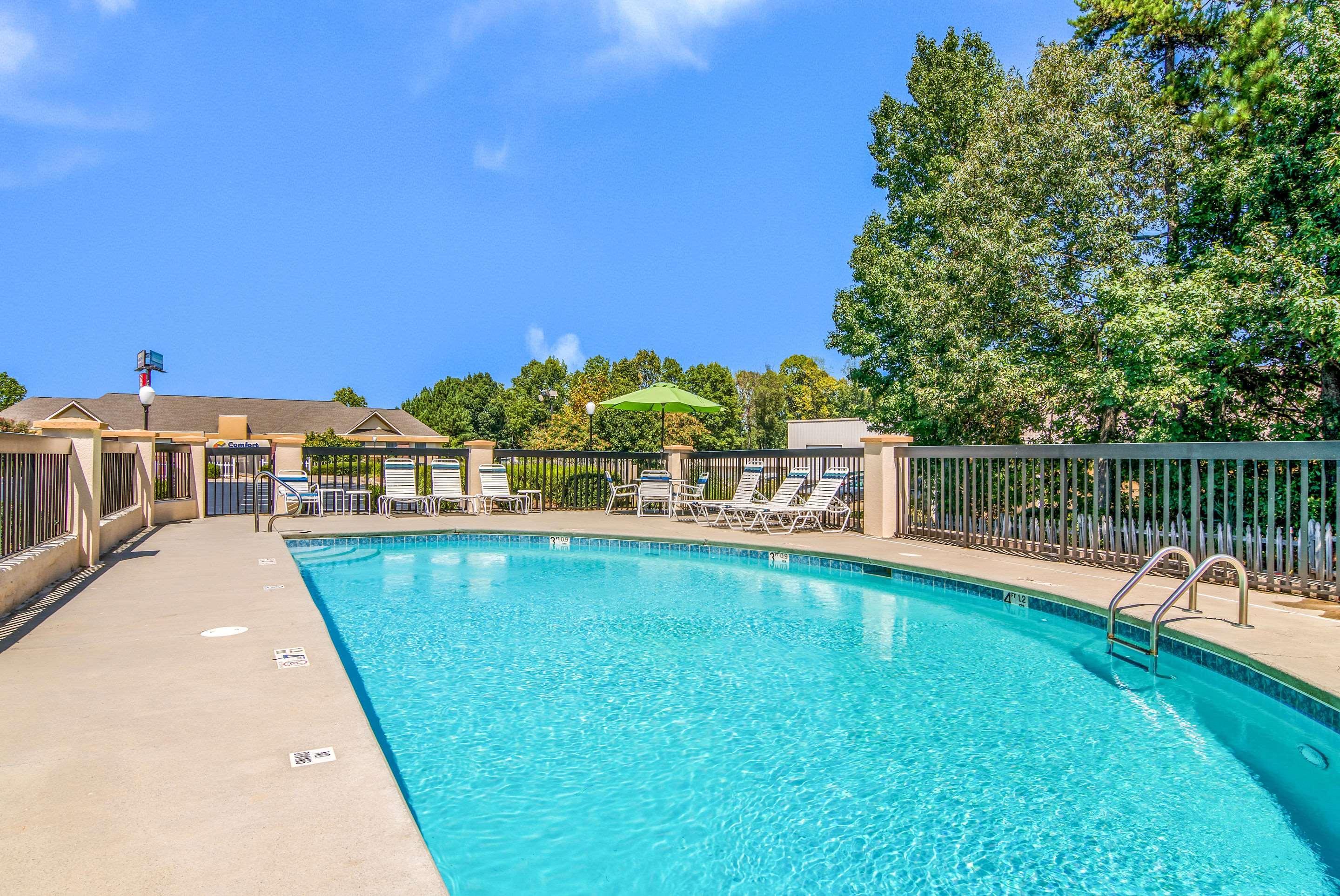 Quality Inn Suwanee I-85 Εξωτερικό φωτογραφία